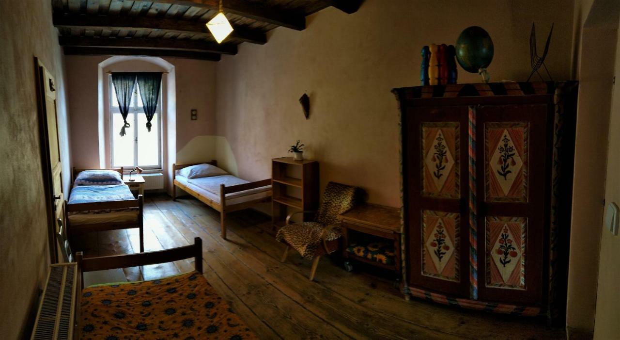 Lazy River Hostel Локет Экстерьер фото